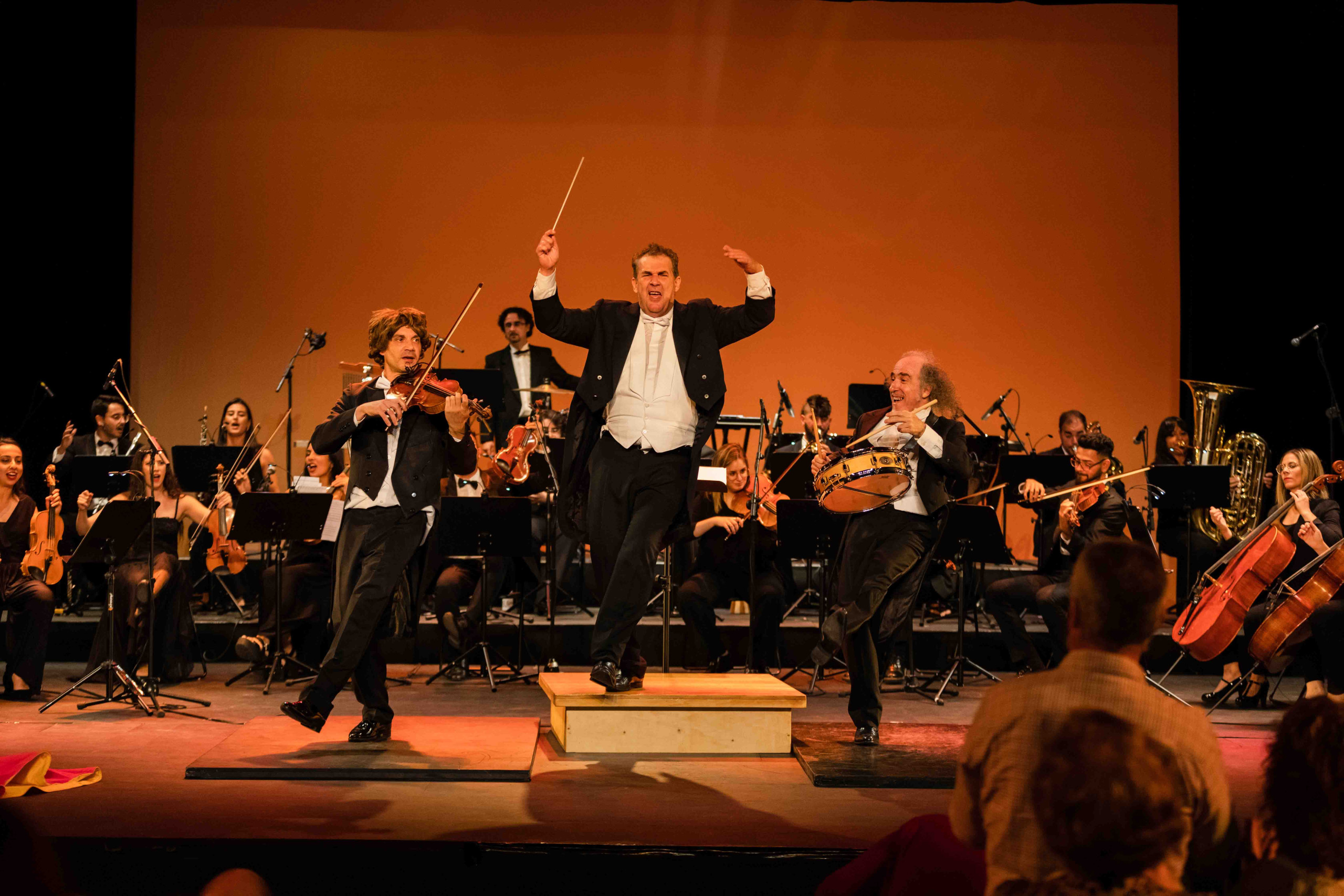The Royal Gag Orchestra escena 1